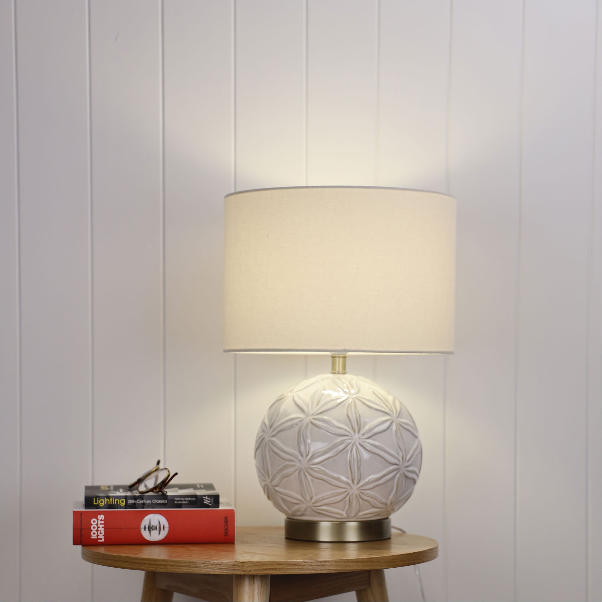 Ariel Complete Table Lamp